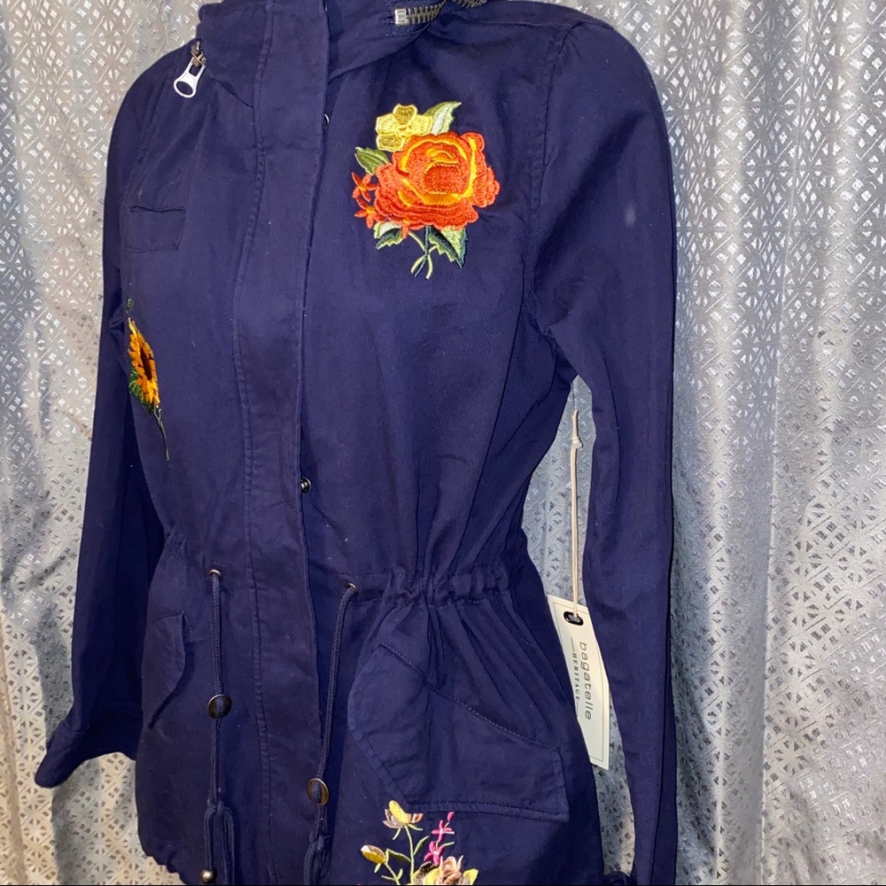 ⬇️Bagatelle Navy embroidered Anorak jacket - Picture 2 of 5